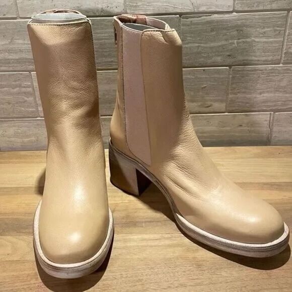 New Free People Essential Chelsea Boot Tan Leather EU 41 US 10